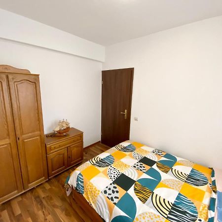 Cozy Apartment 2 Bedroom Private Parking Cluj-Napoca Exterior foto